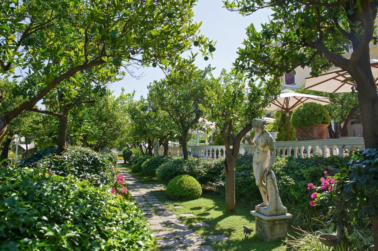 La Medusa Hotel - Dimora Di Charme Castellammare di Stabia Exterior photo